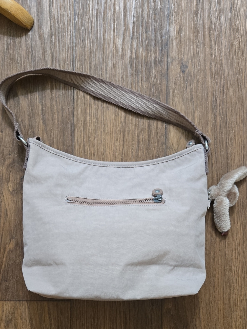 Kipling Dusty Pink Crossbody Bag with Removable Strap. - Picture 6 of 7